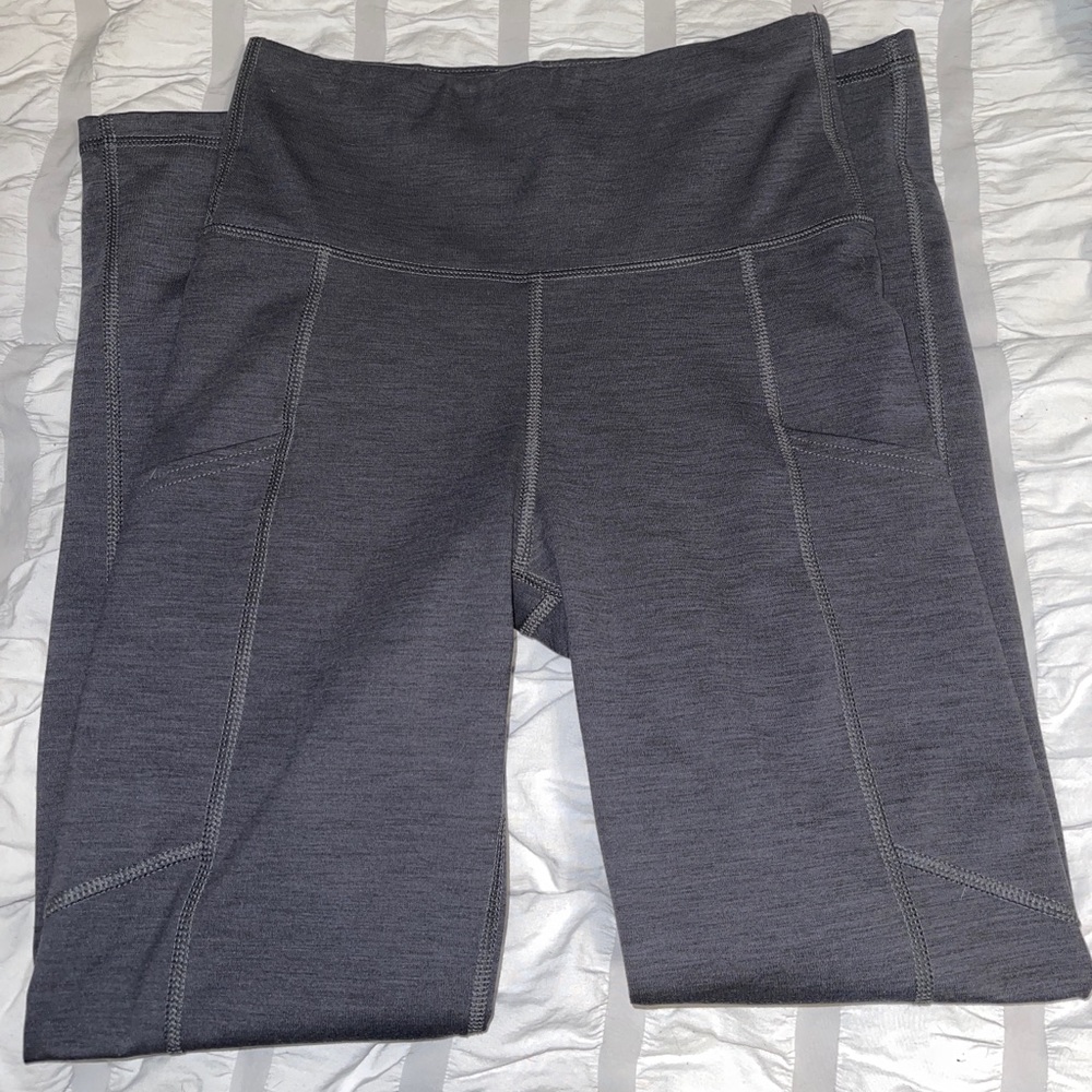 American eagle pocket leggings